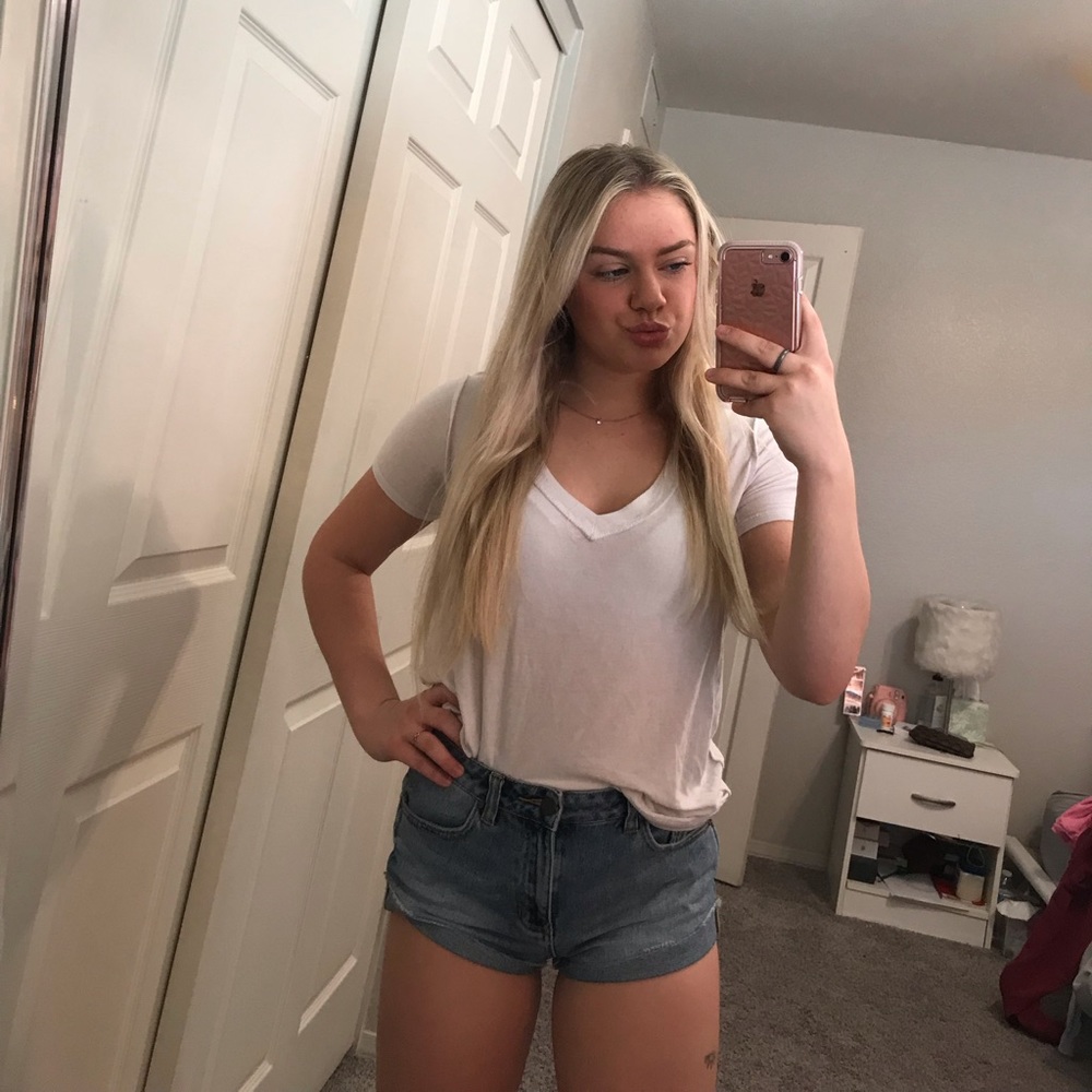 White Tillys v neck size small